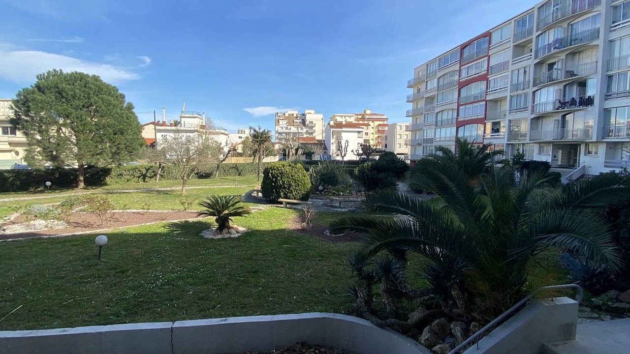 Photo of Outdoor in La Jetee