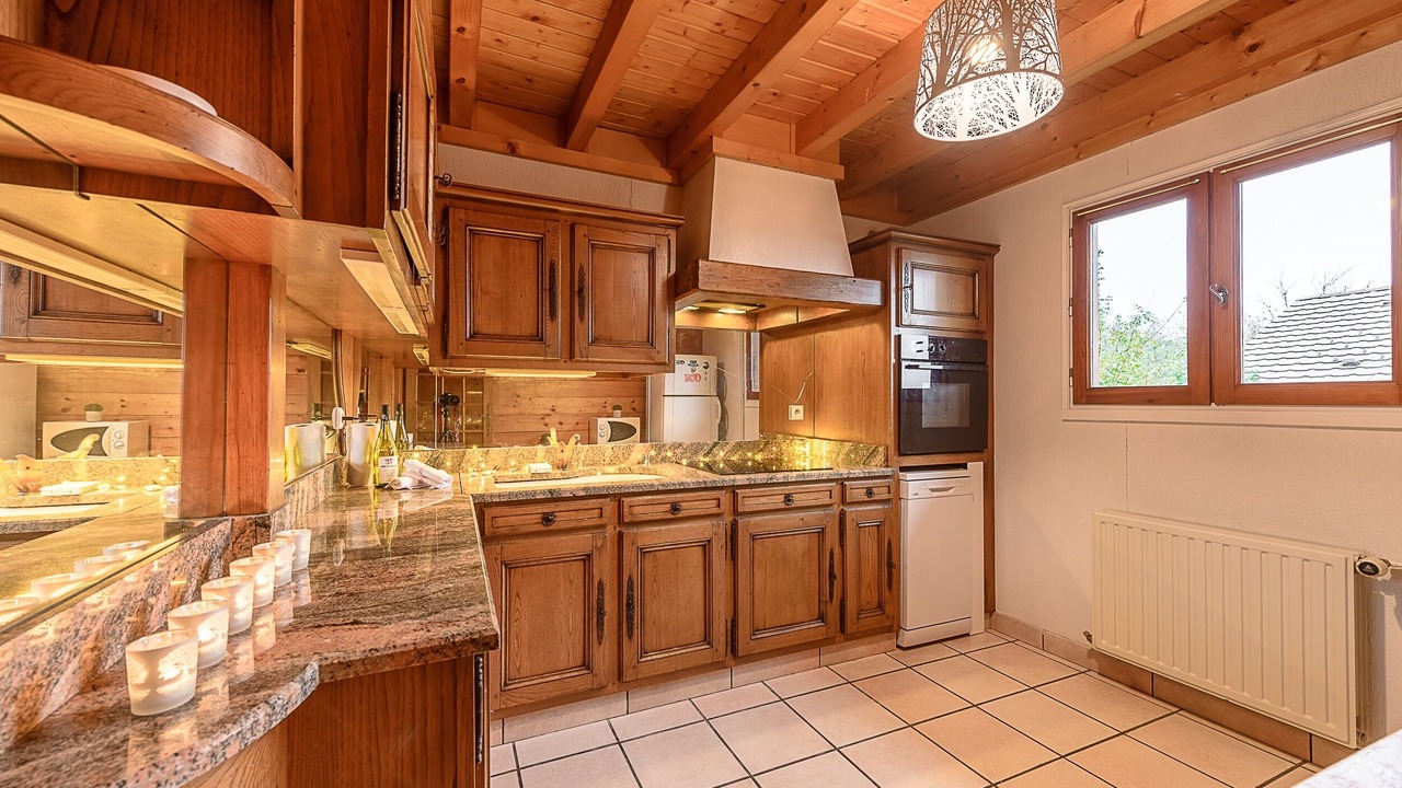 Photo of Kitchen in Saint-Jorioz