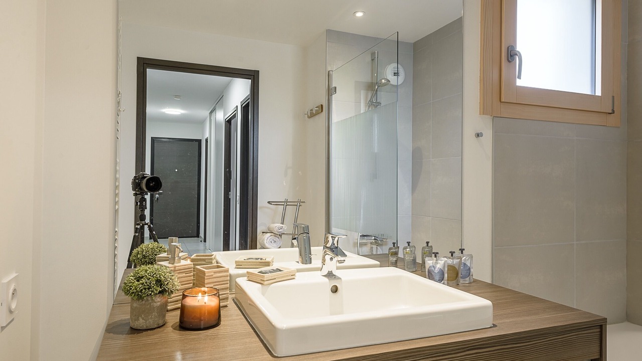 Photo of Bathroom in Saint-Jorioz
