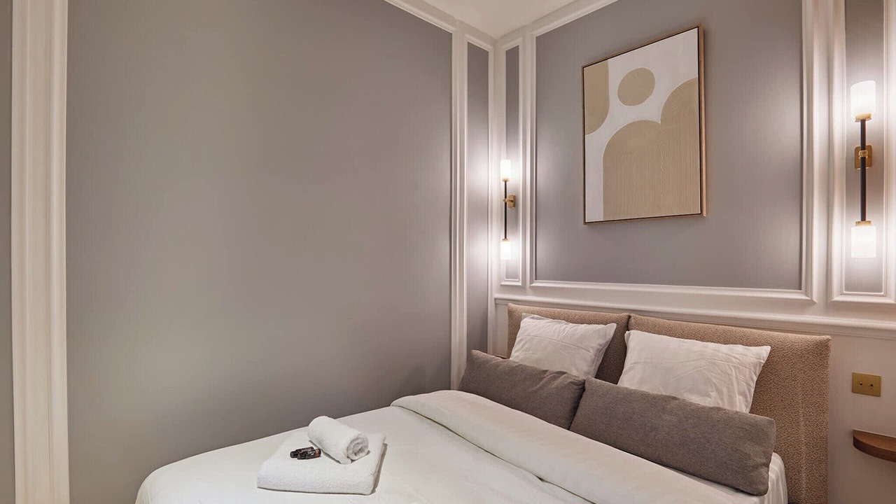 Photo of Bedroom in Champs-Elysees