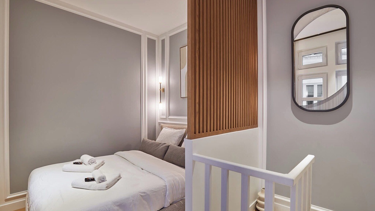 Photo of Bedroom in Champs-Elysees