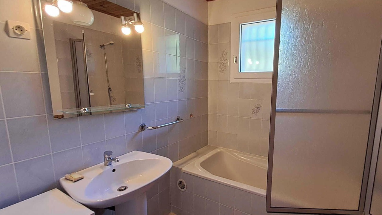 Photo of Bathroom in Murat-sur-Vebre