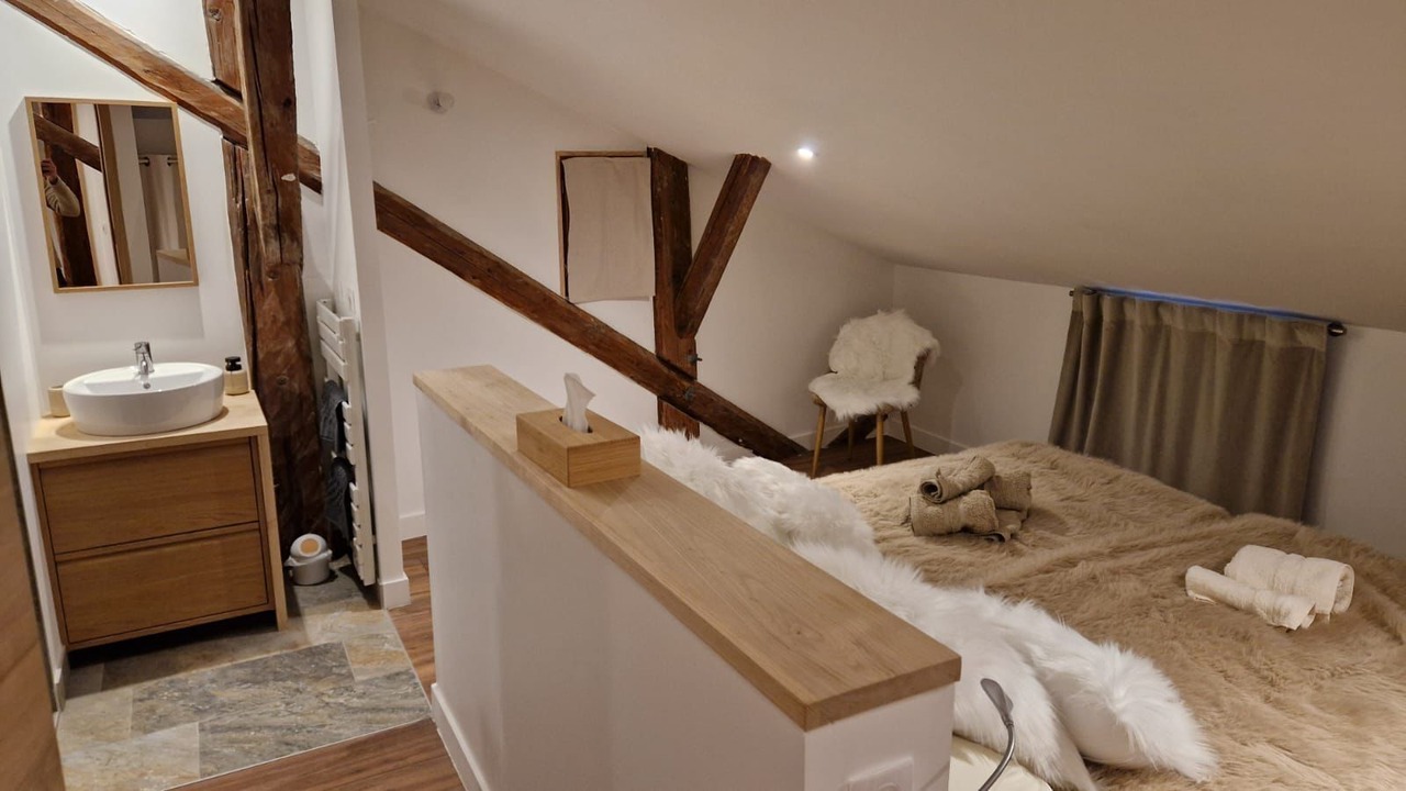 Photo of Bedroom in Les Varcins