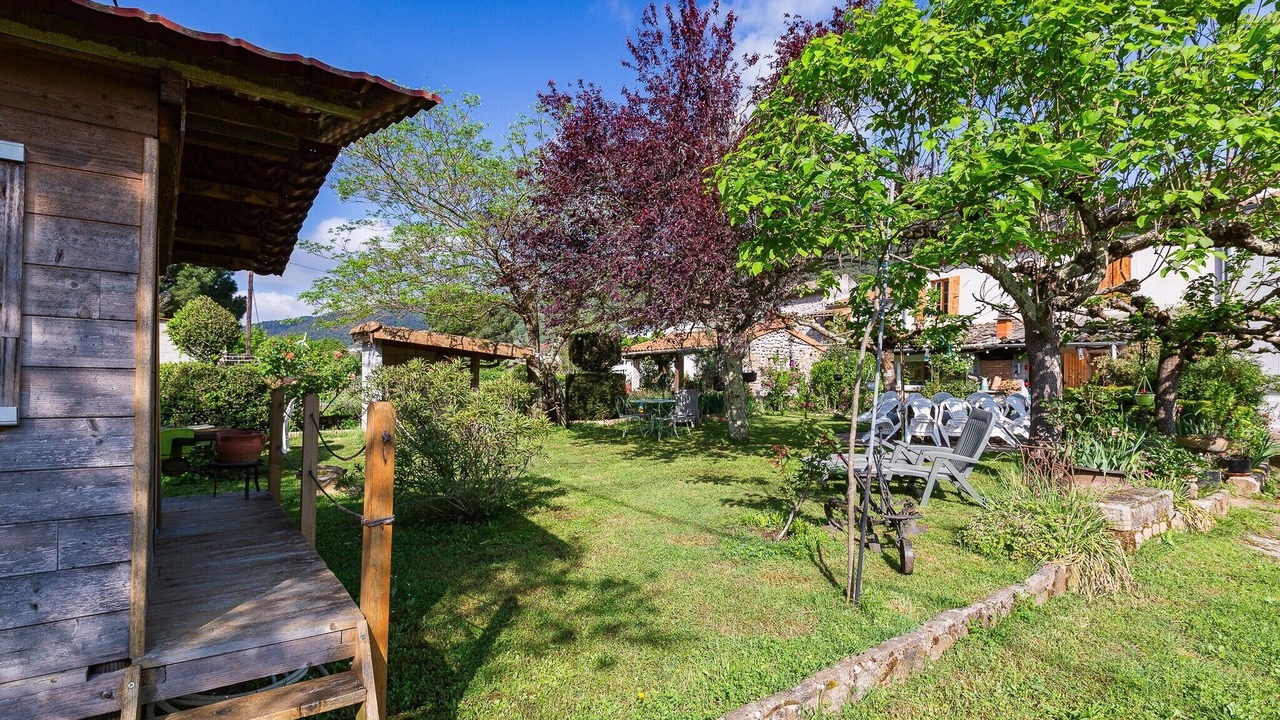 Photo of Patio Balcony in Duniere-sur-Eyrieux