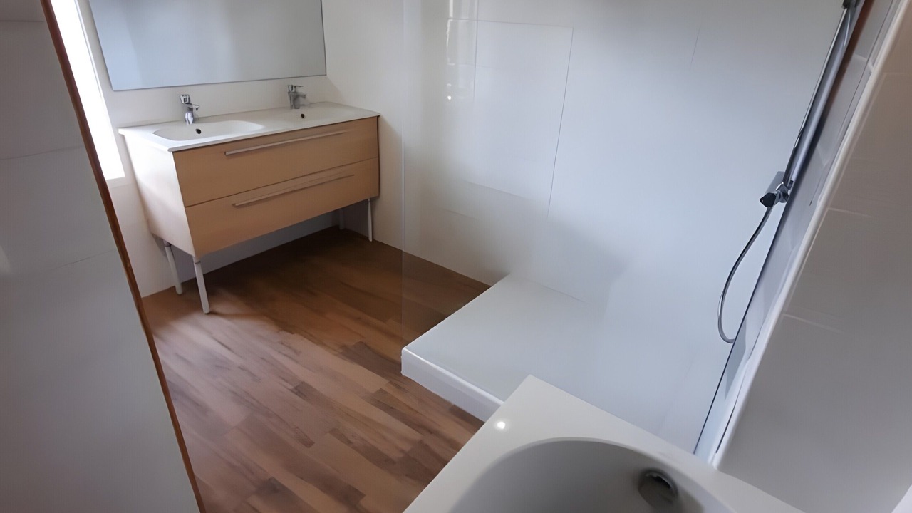Photo of Bathroom in Borne