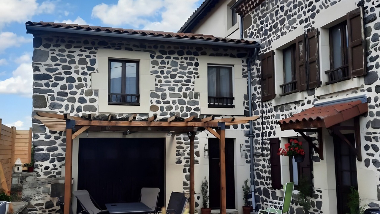 Photo of Patio Balcony in Borne