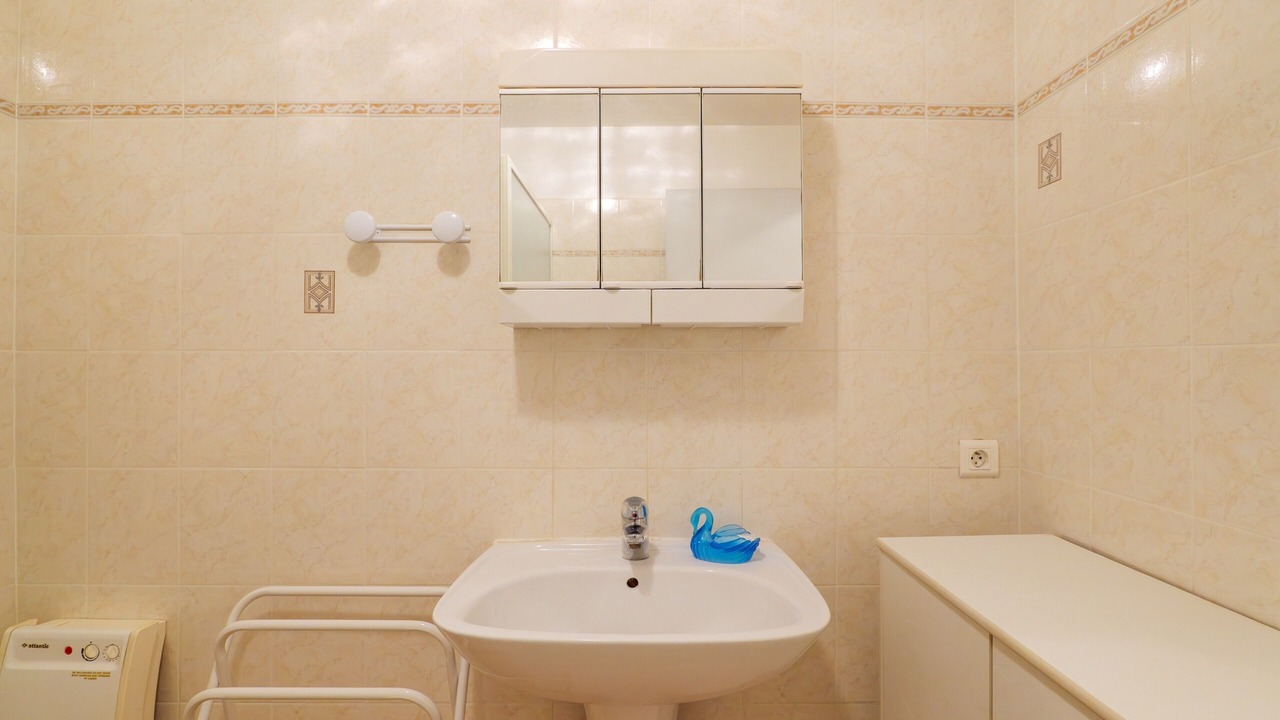 Photo of Bathroom in La Garde-Adhemar