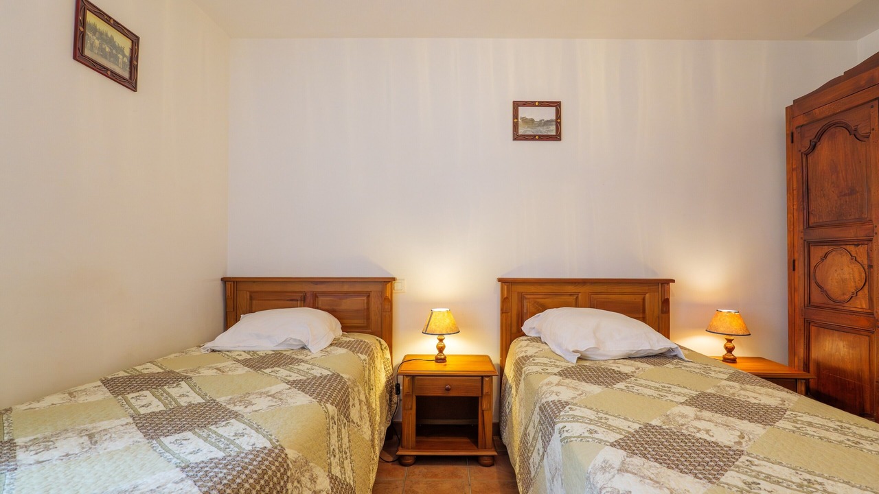 Photo of Bedroom in La Garde-Adhemar