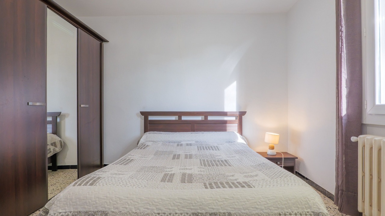 Photo of Bedroom in La Garde-Adhemar