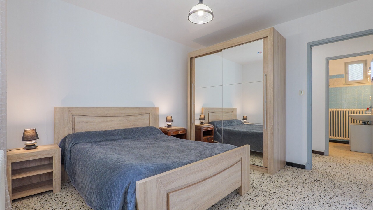Photo of Bedroom in La Garde-Adhemar