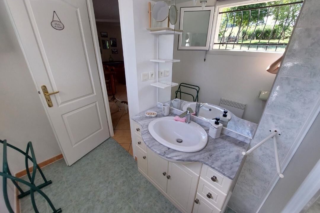 Photo of Bathroom in Cazarilh