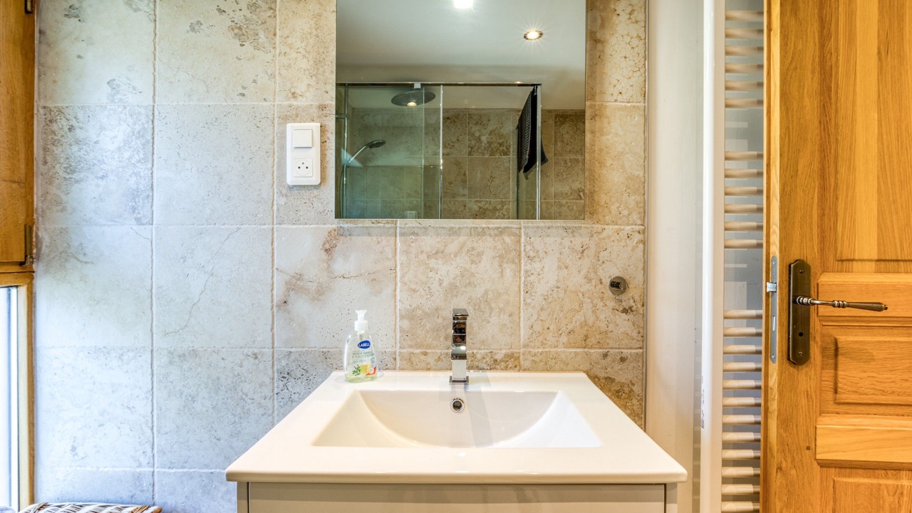 Photo of Bathroom in Villemagne-l'Argentiere