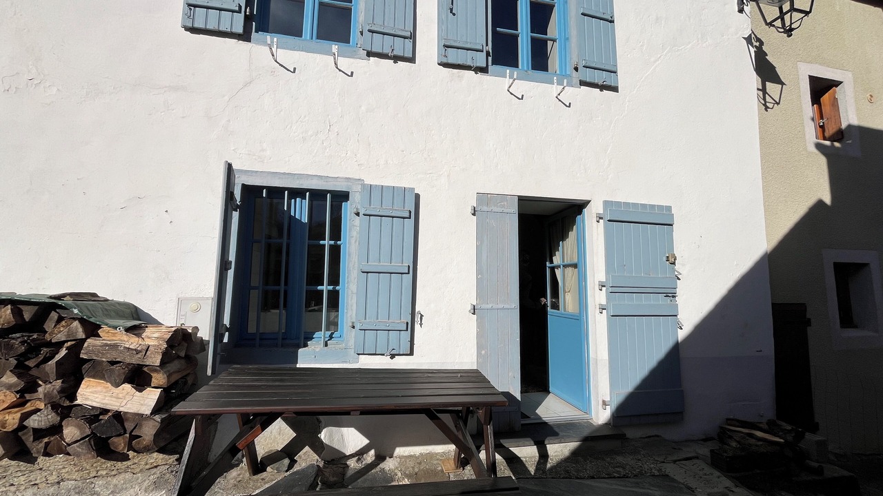 Photo of Outdoor in Sers