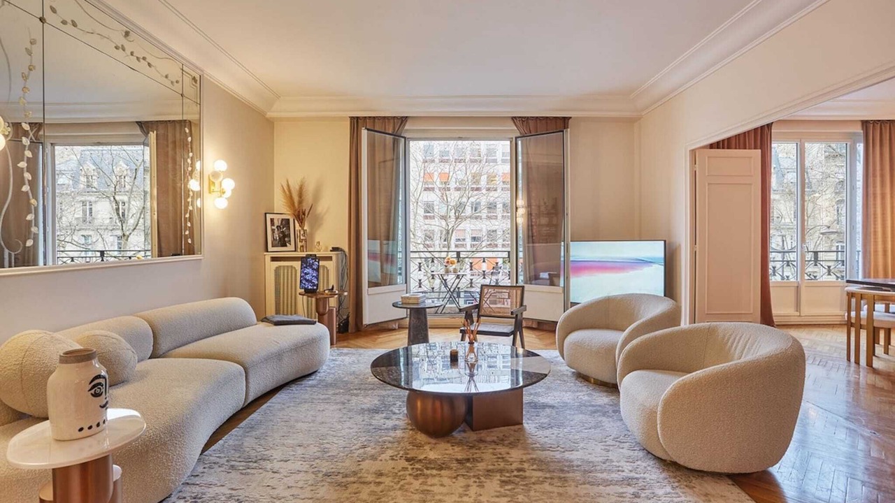 Photo of Livingroom in Champs-Elysees
