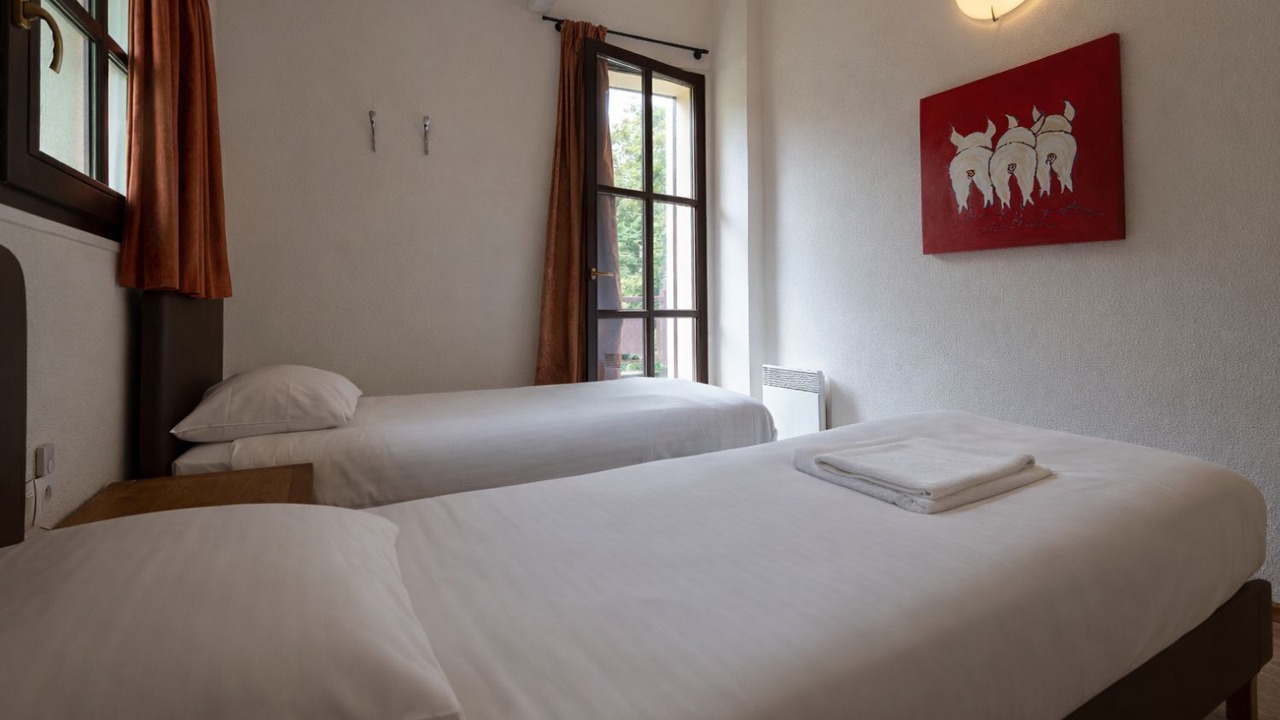 Photo of Bedroom in Salles