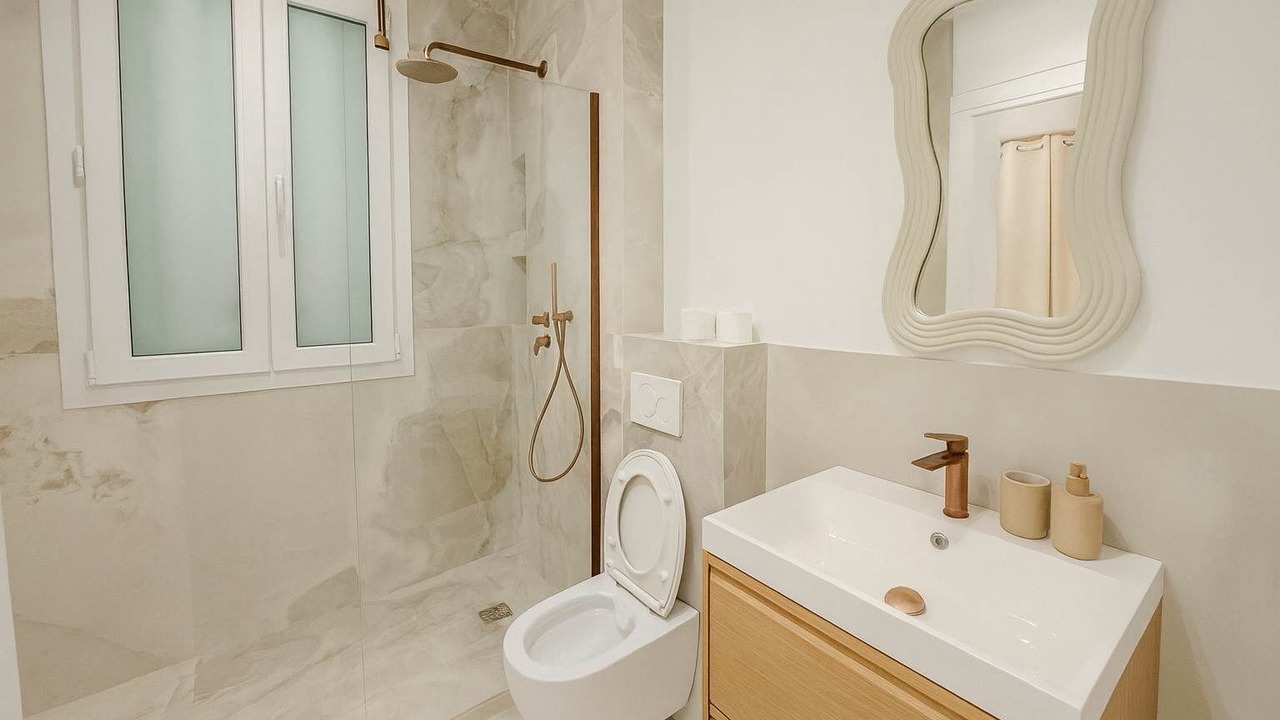 Photo of Bathroom in Quartier de la Maison-Blanche