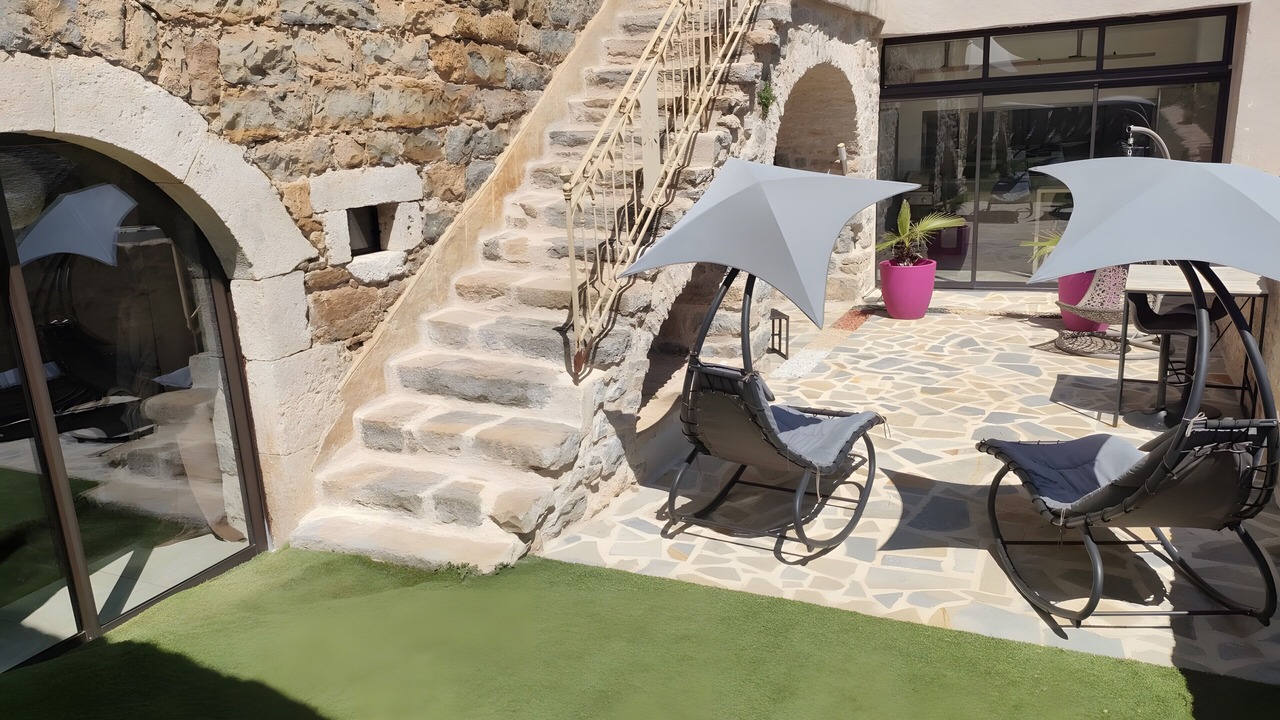 Photo of Patio Balcony in Mostuejouls