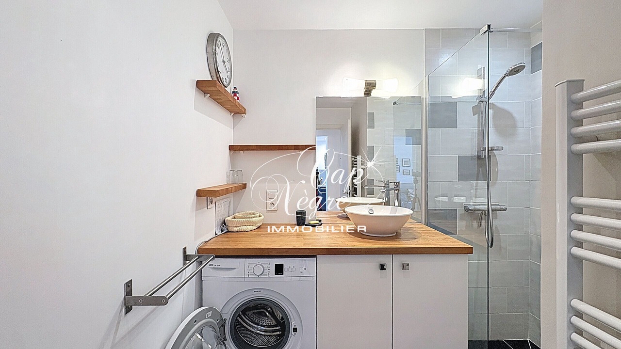 Photo of Bathroom in Le Lavandou