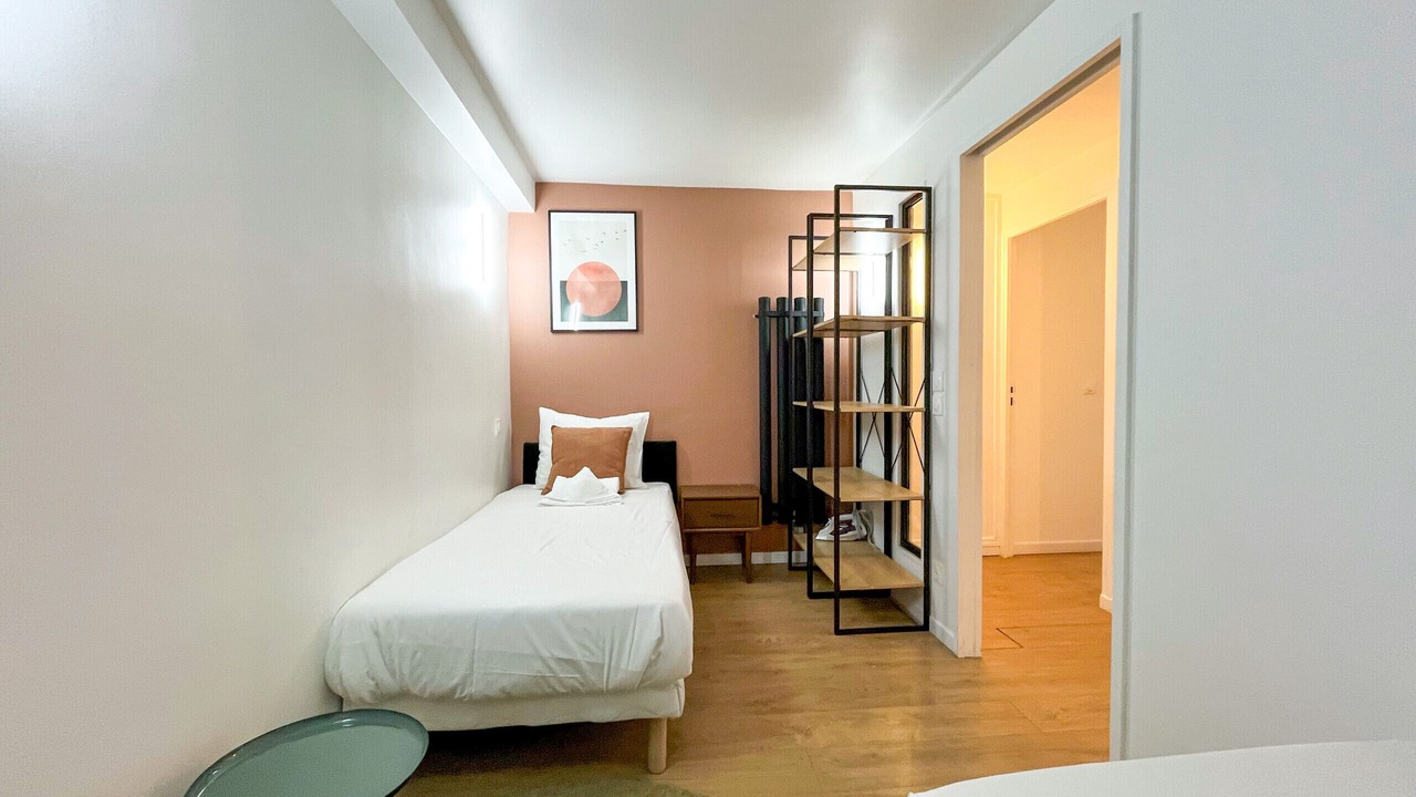 Photo of Bedroom in Vivienne