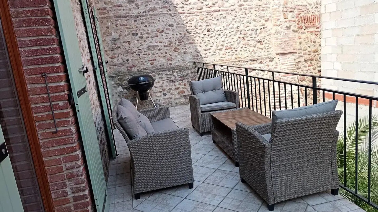 Photo of Patio Balcony in Le Chateau