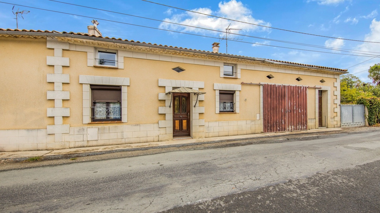 Photo of Outdoor in Saint-Seurin-de-Cadourne