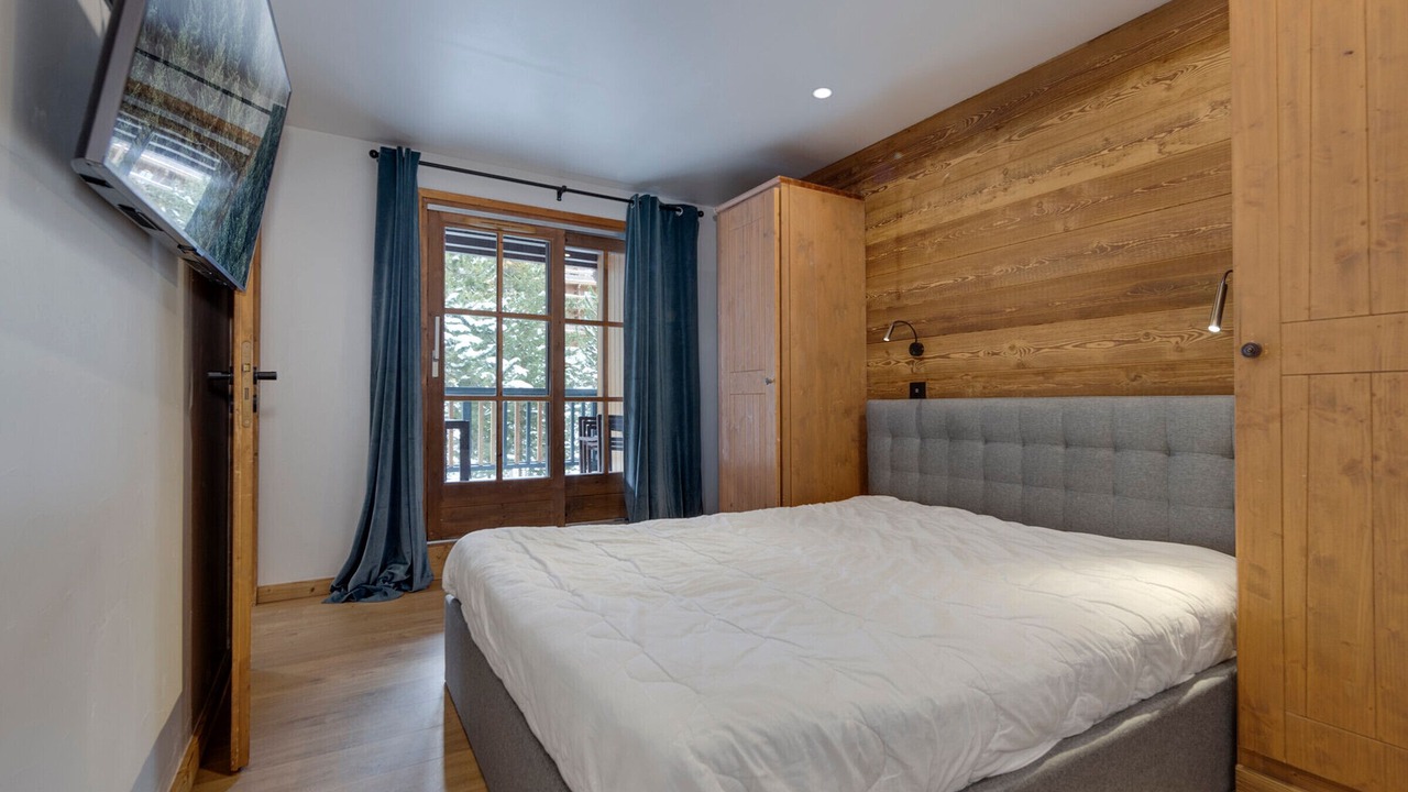 Photo of Bedroom in Arc-1950