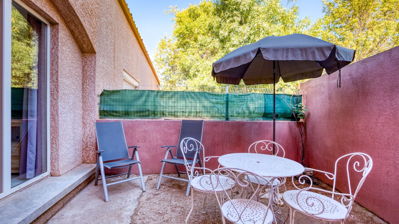 Photo of Outdoor in Le Bosc