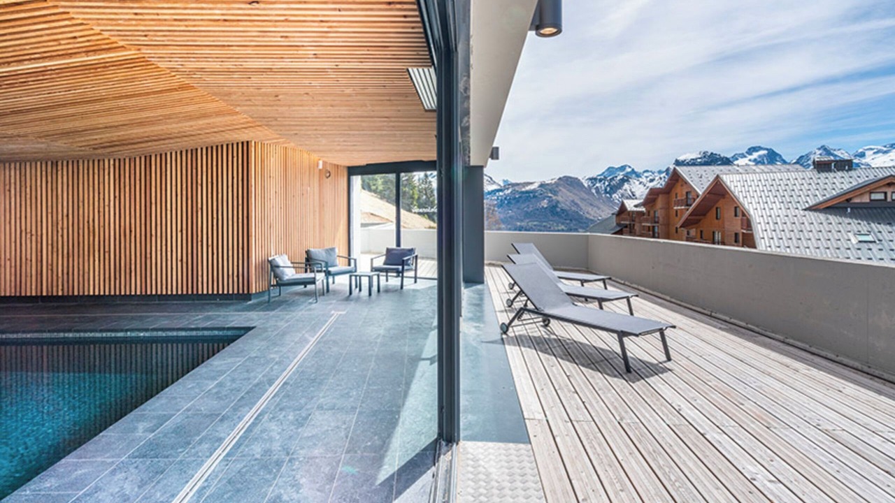 Photo of Outdoor in Auris