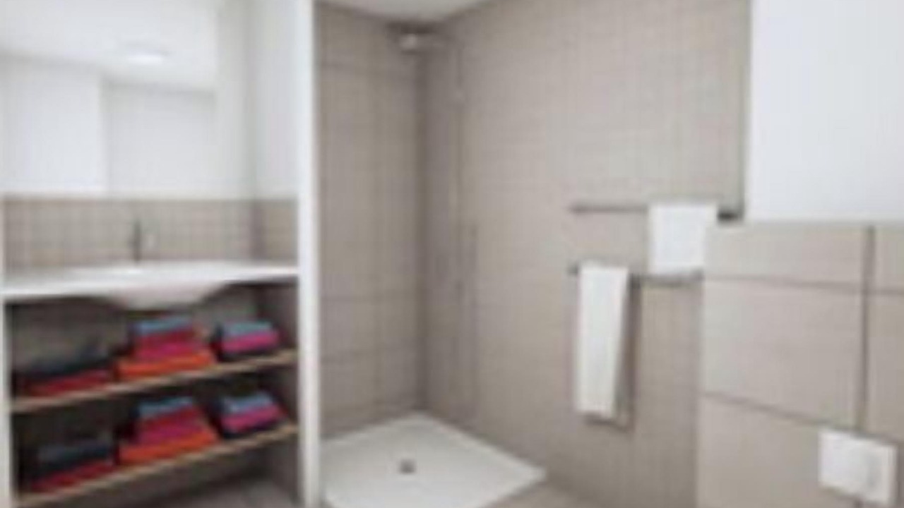 Photo of Bathroom in Auris