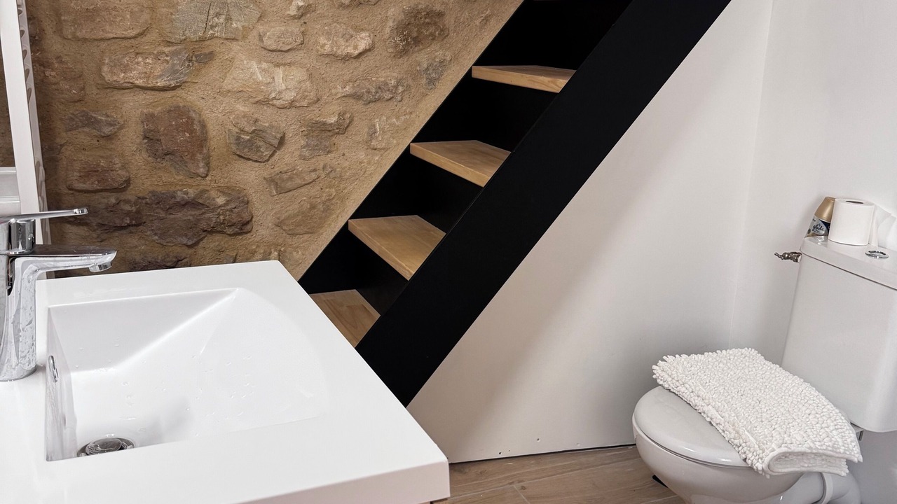 Photo of Bathroom in Saint-Martin-de-Castillon
