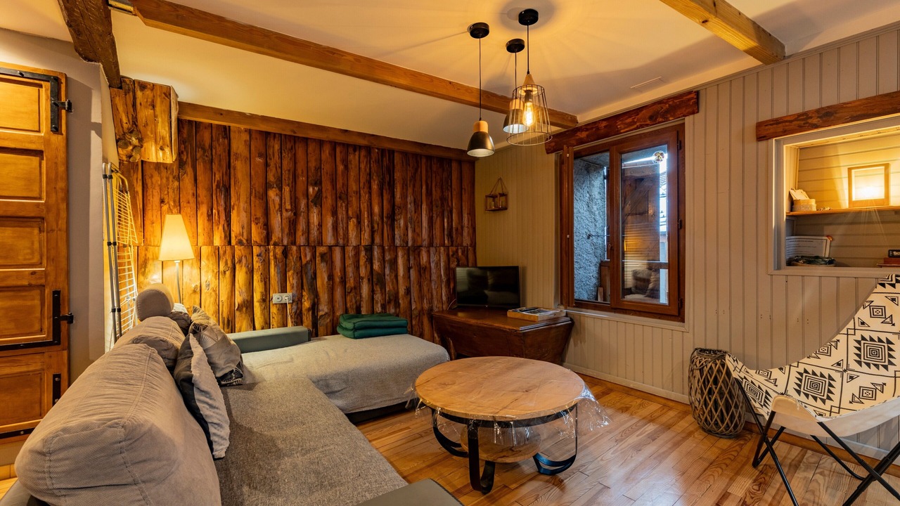 Photo of Livingroom in Orgeix