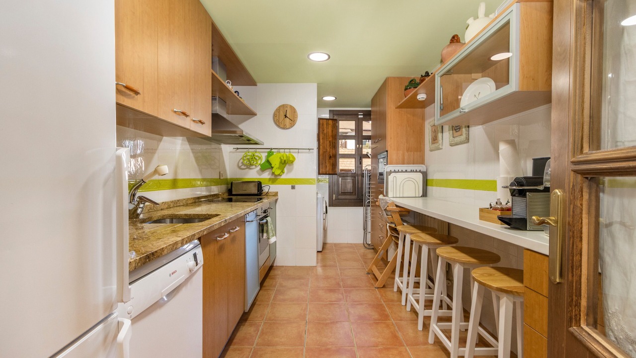 Photo of Kitchen in Badaguas