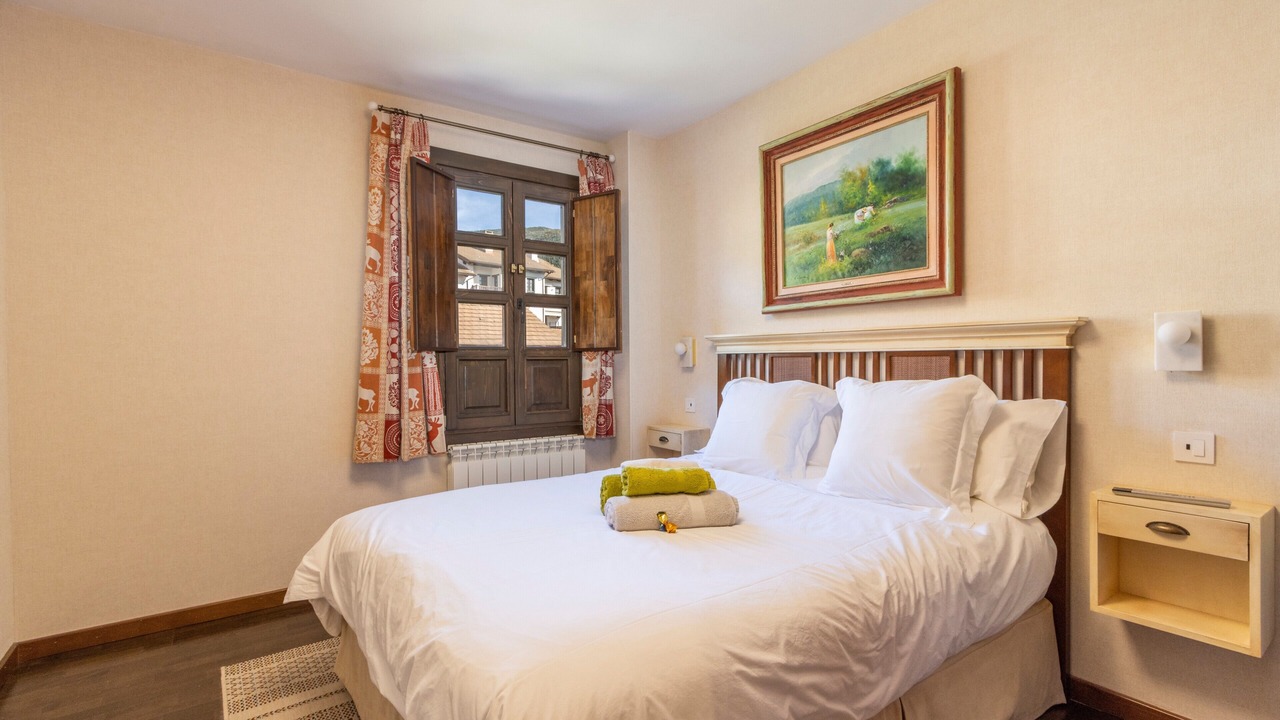 Photo of Bedroom in Badaguas