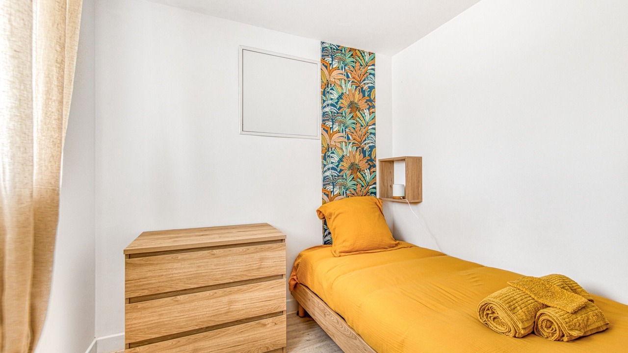 Photo of Bedroom in Begadan