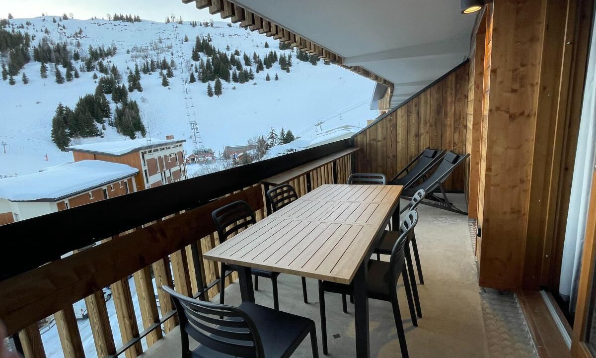 Photo of Outdoor in Auris