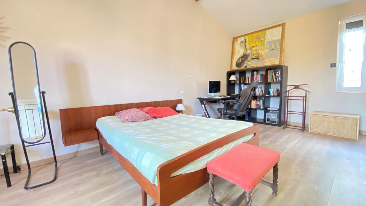 Photo of Bedroom in Bas-Vernet