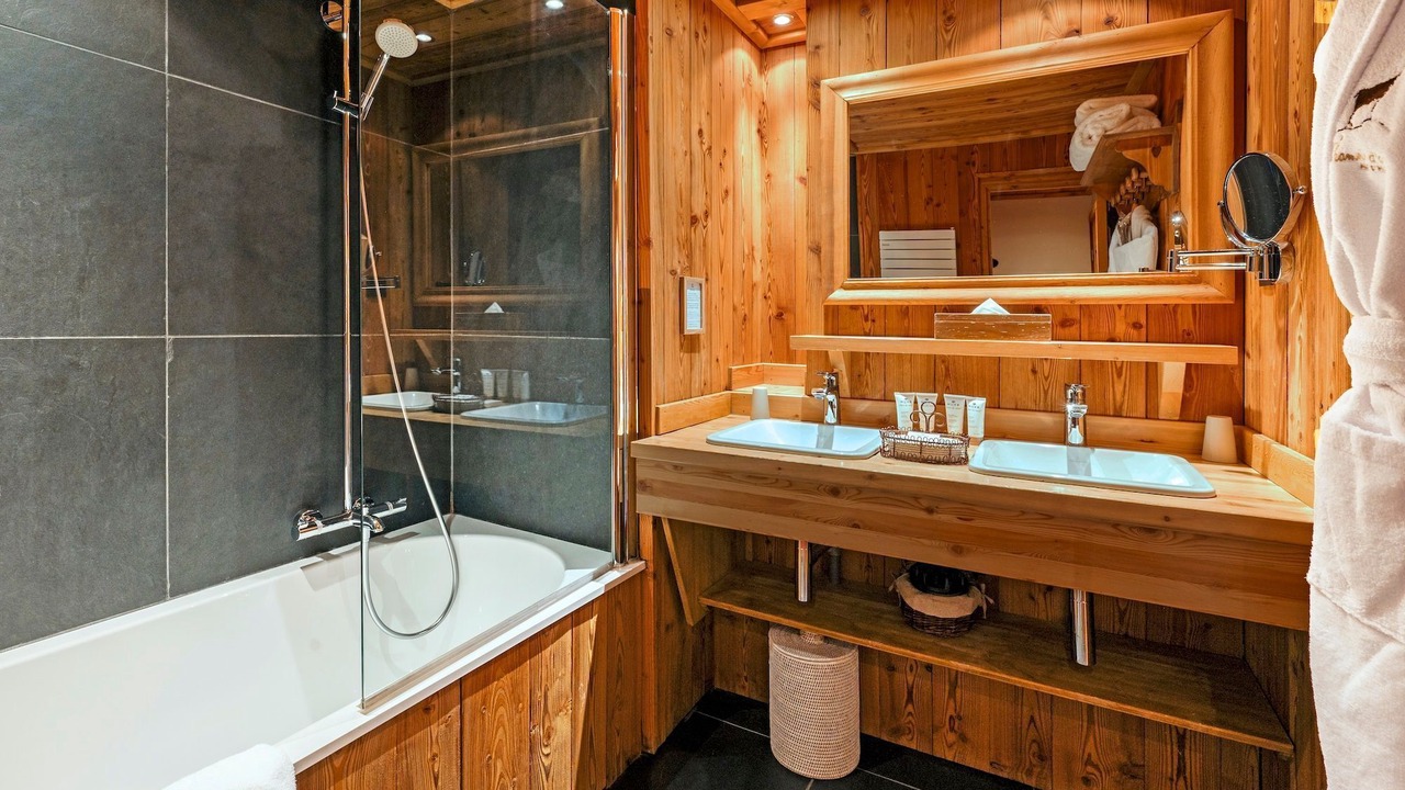 Photo of Bathroom in Cognet