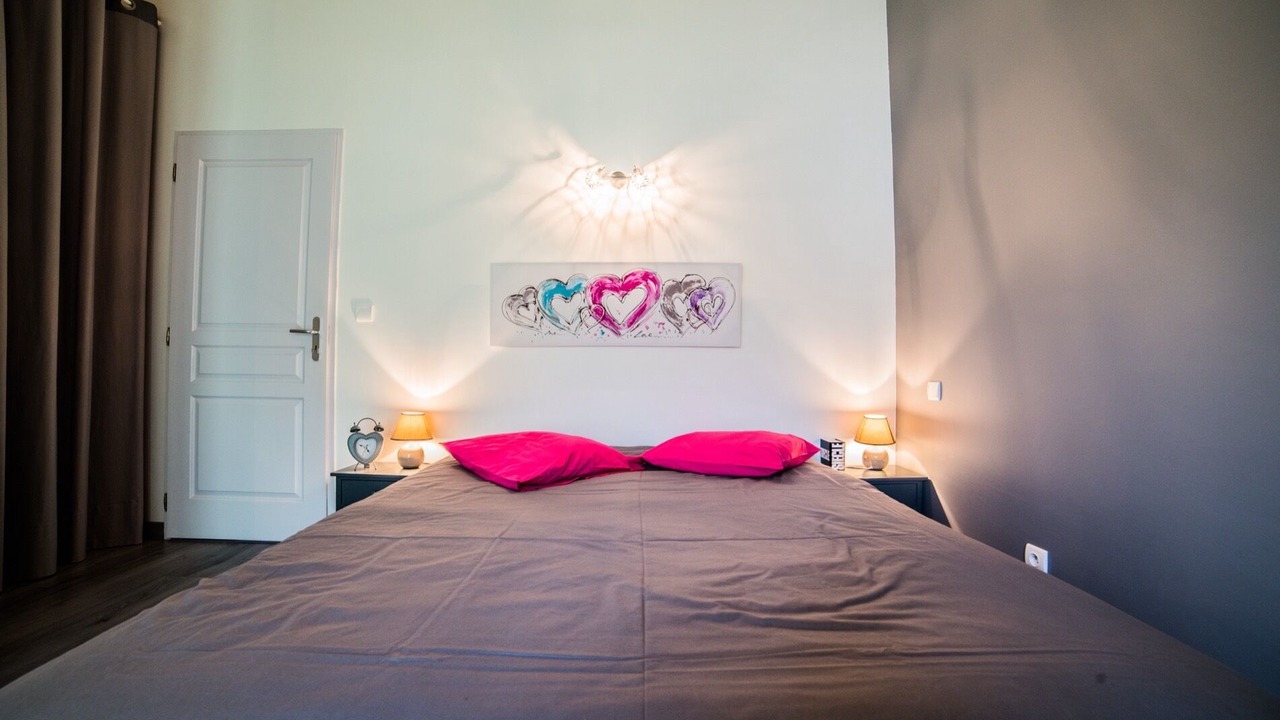 Photo of Bedroom in Pugny-Chatenod