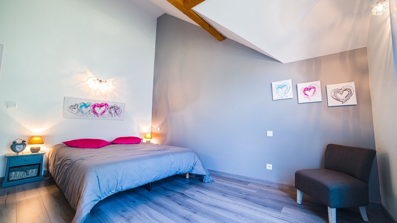 Photo of Bedroom in Pugny-Chatenod