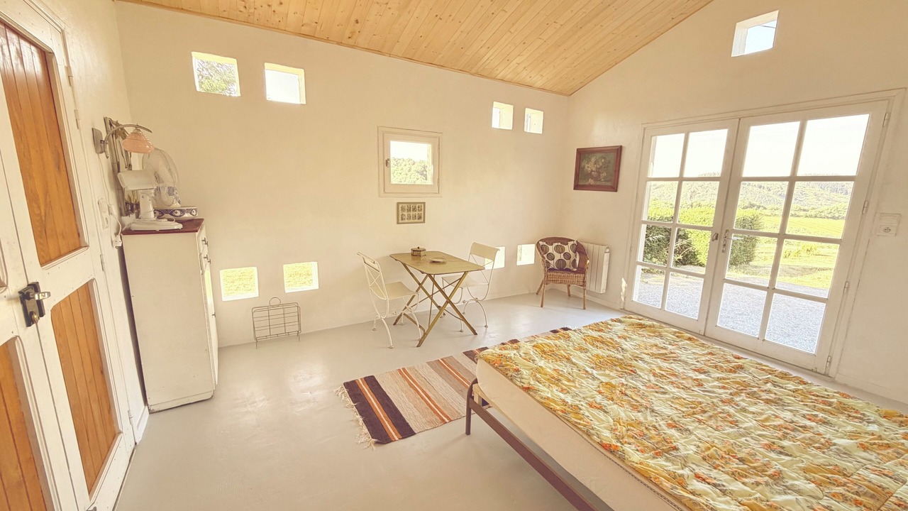 Photo of Bedroom in Montredon-Labessonnie