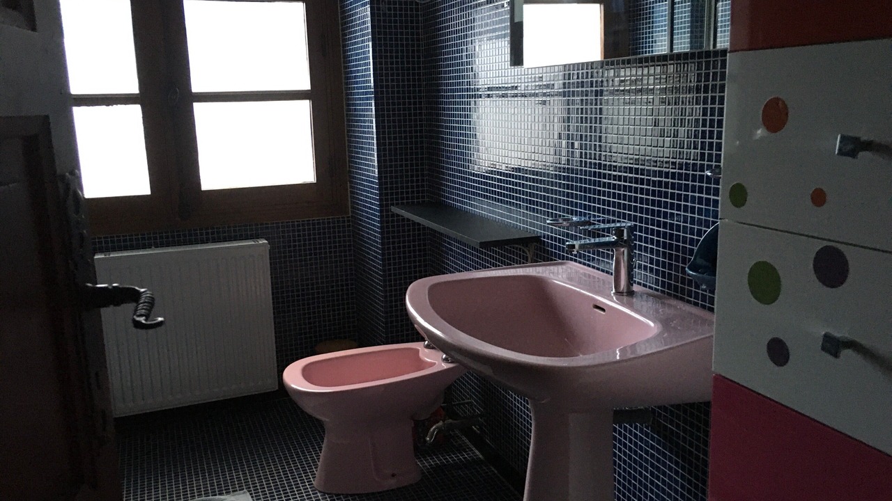Photo of Bathroom in Garin