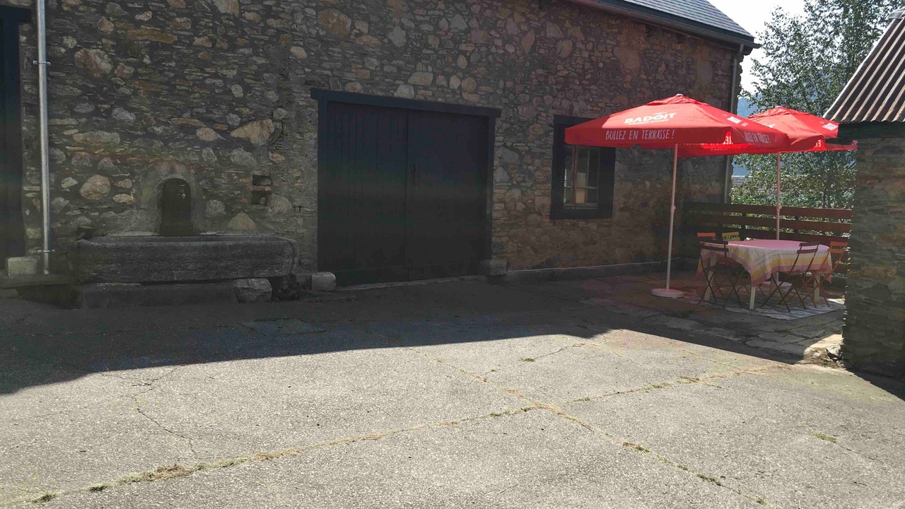 Photo of Outdoor in Garin