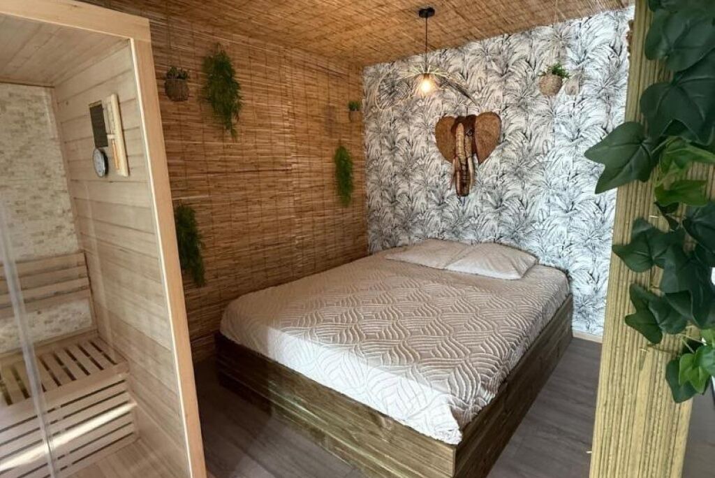 Photo of Bedroom in Le Barcares