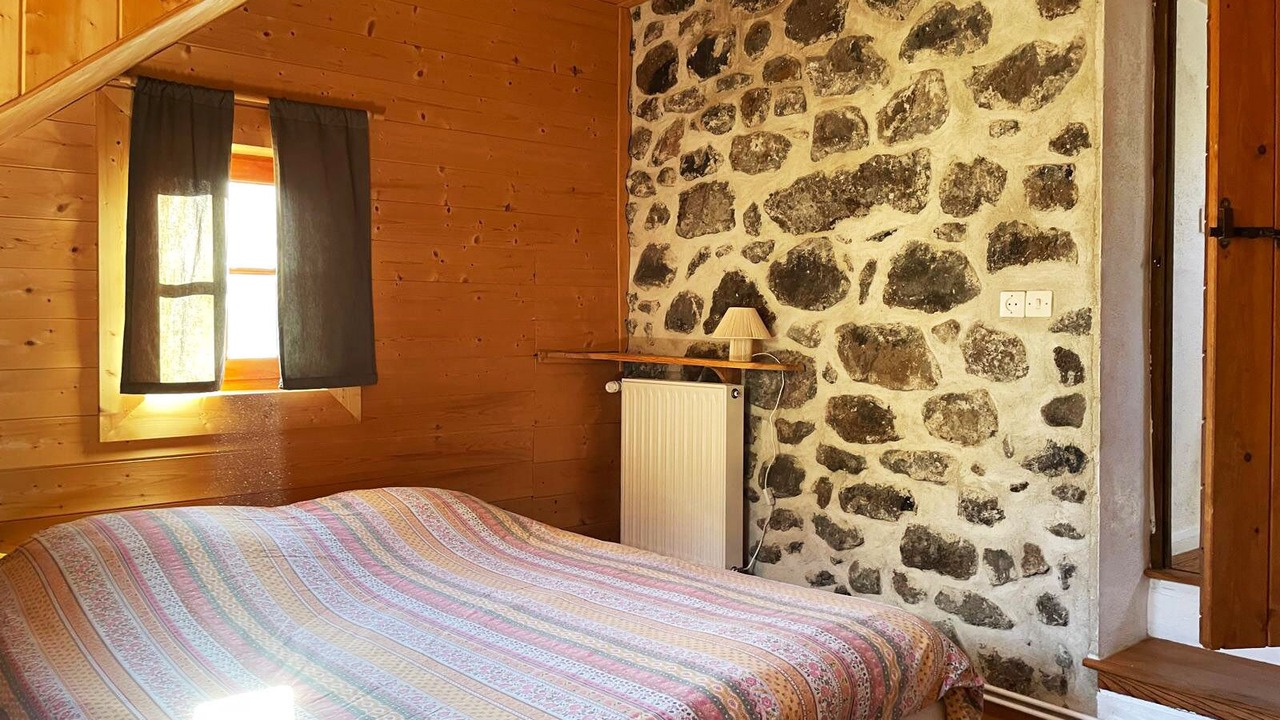 Photo of Bedroom in Vic-sur-Cere