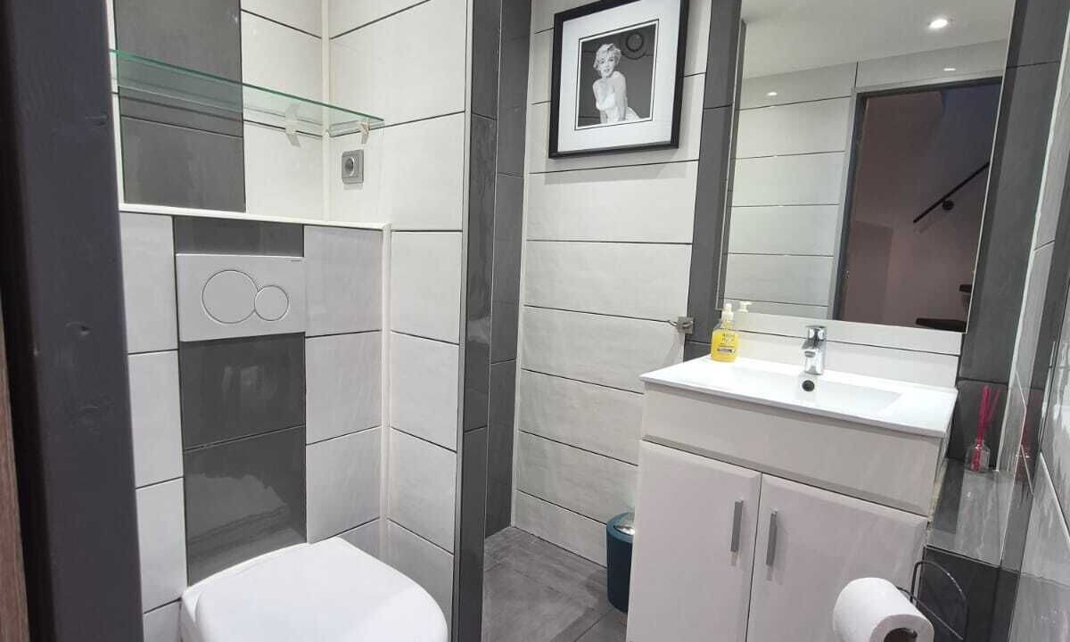 Photo of Bathroom in Claix