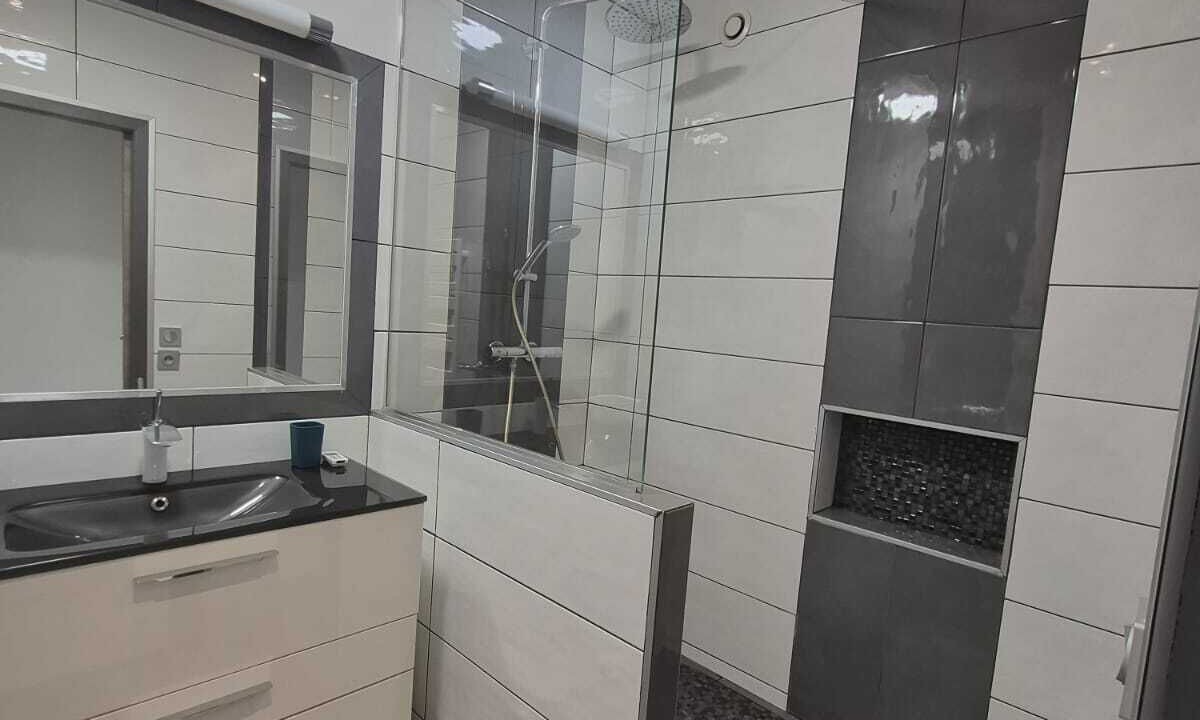 Photo of Bathroom in Claix