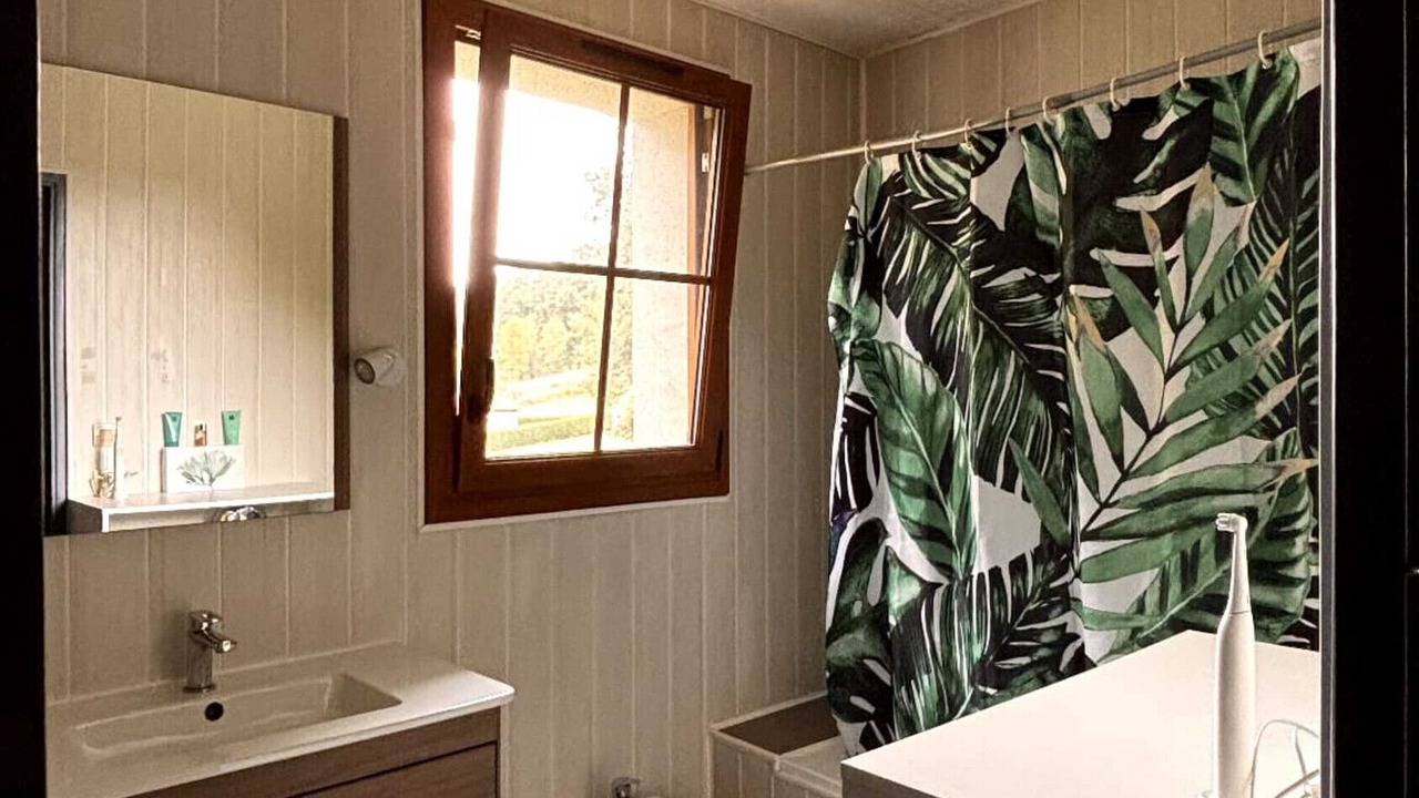 Photo of Bathroom in Montsaunes