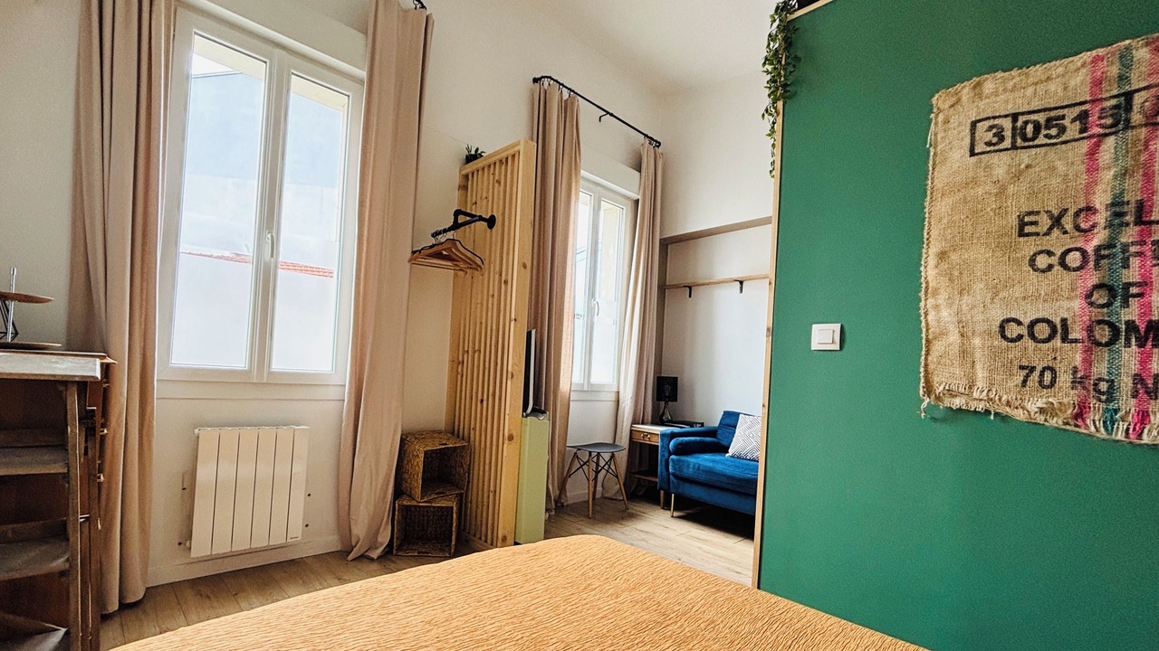 Photo of Bedroom in Talence