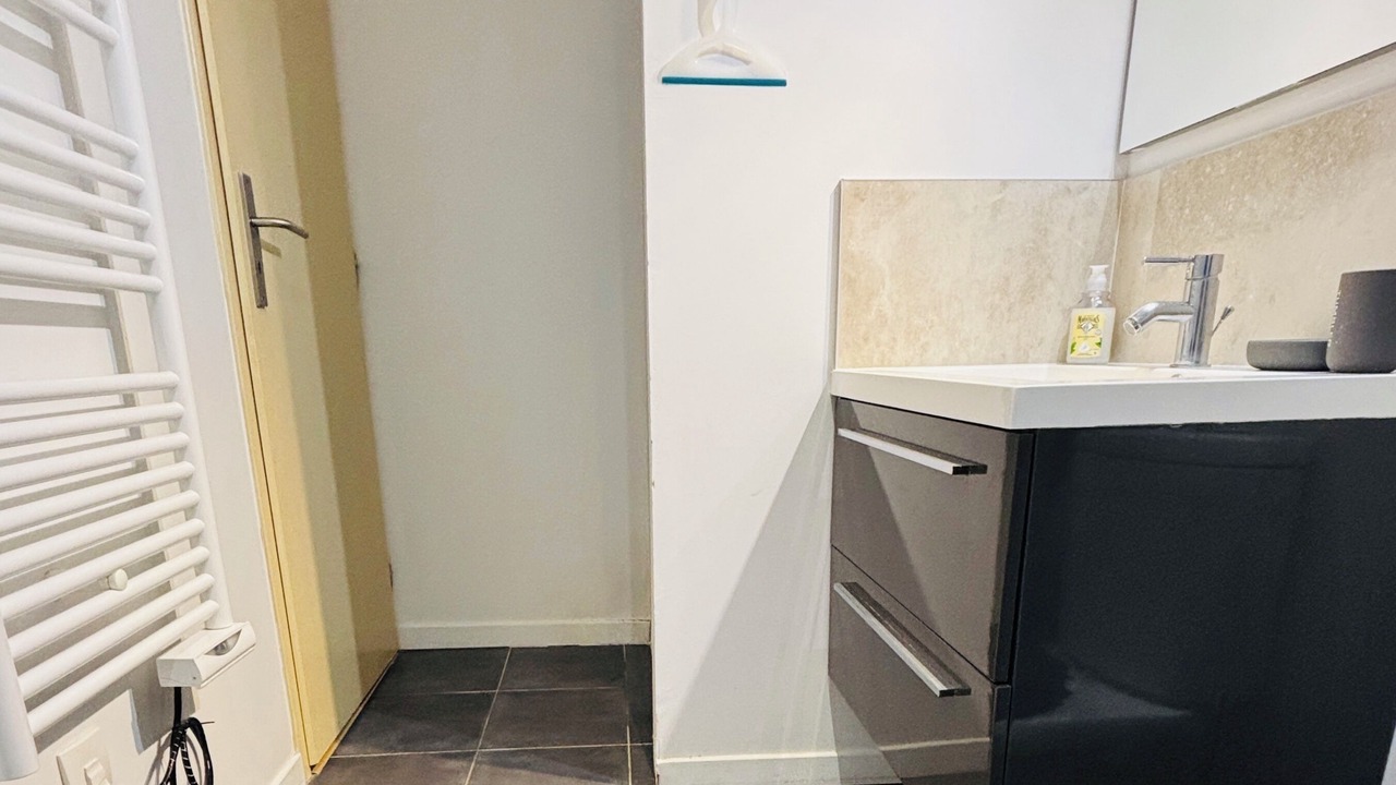 Photo of Bathroom in Talence