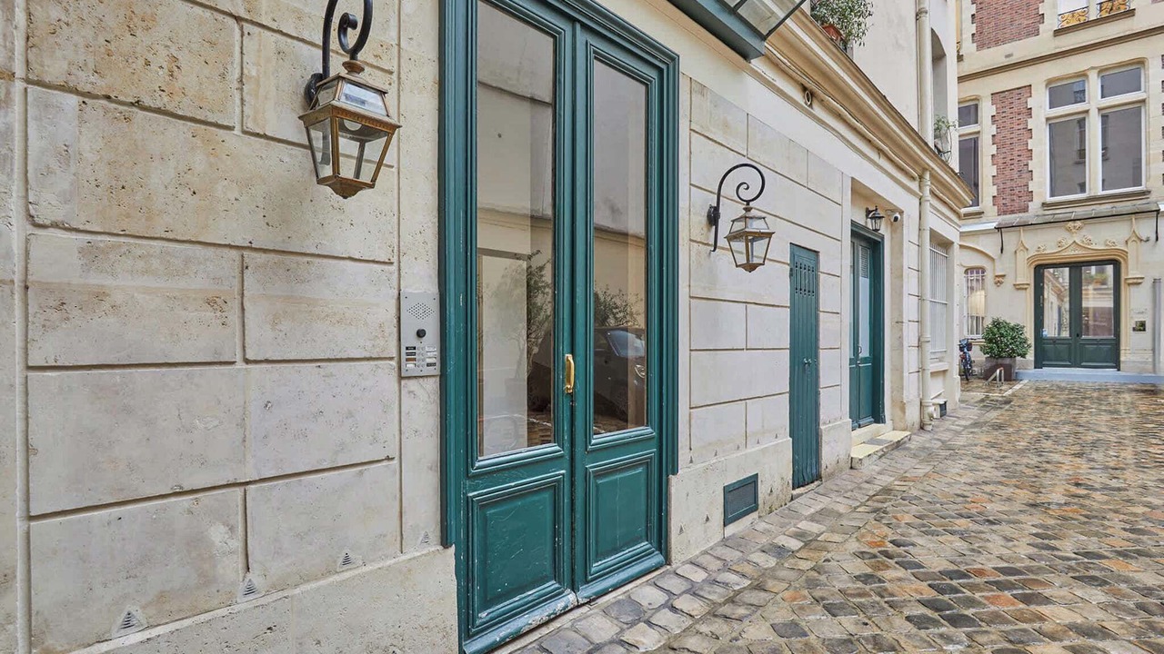 Photo of Outdoor in 8th Arrondissement